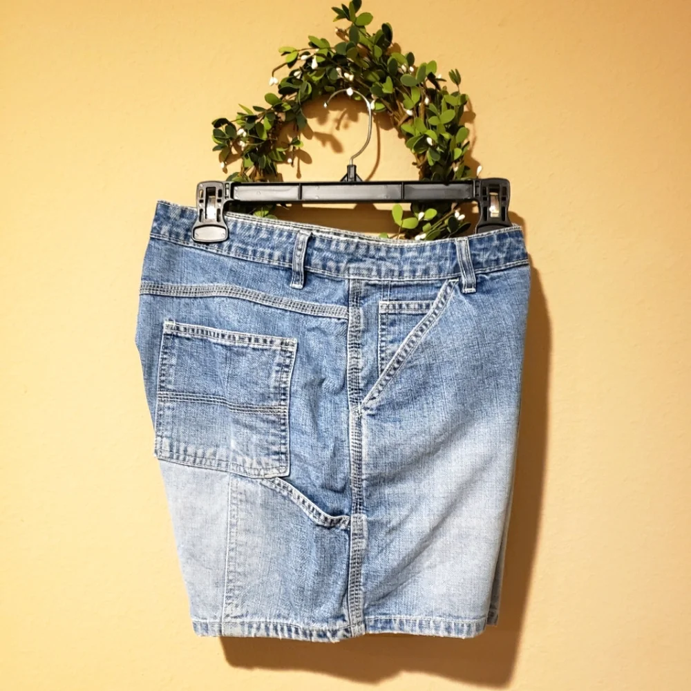 VINTAGE ARIZONA Women's Carpenter Shorts - Size 9